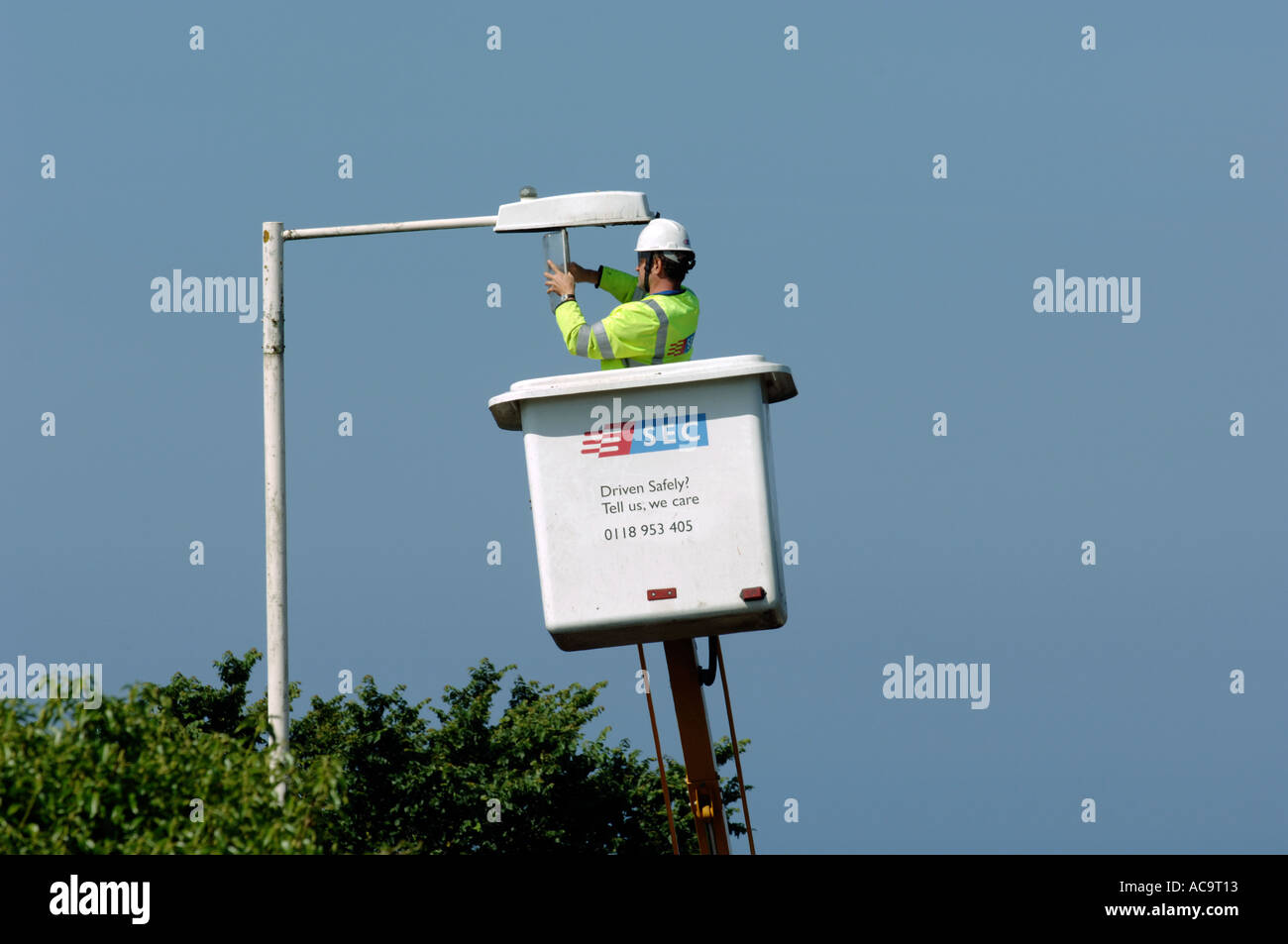SEC electrical repair man at work Stock Photo Alamy