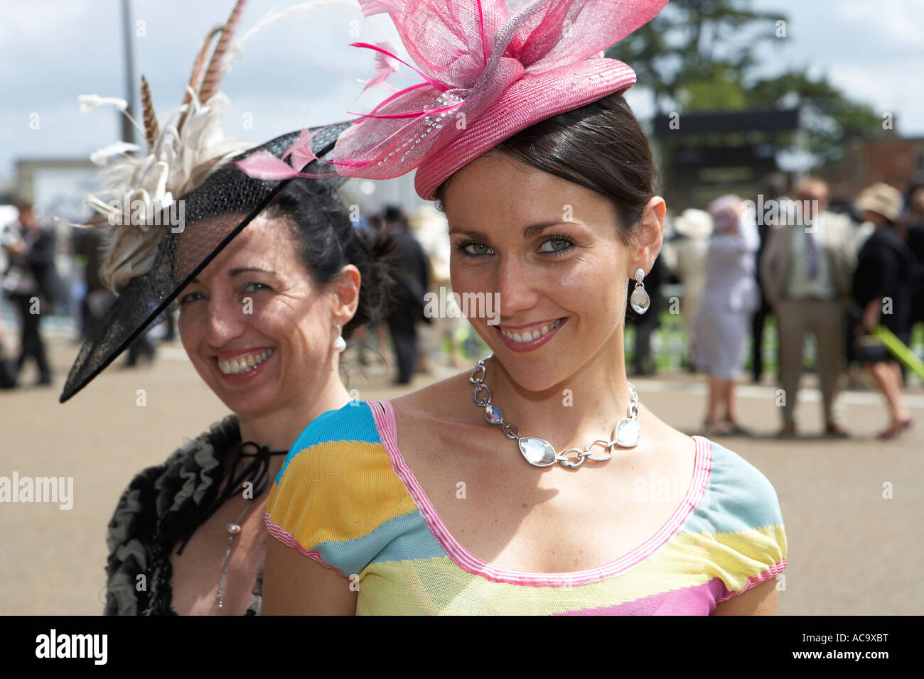 Girls in Hats at Royal Ascot Stock Photo - Alamy