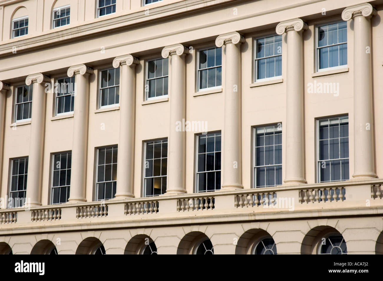 Regents park columns hires stock photography and images Alamy