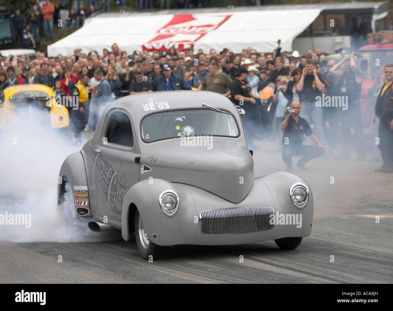 A Chevrolet Cobalt races at a NOPI drag racing event Stock Photo - Alamy