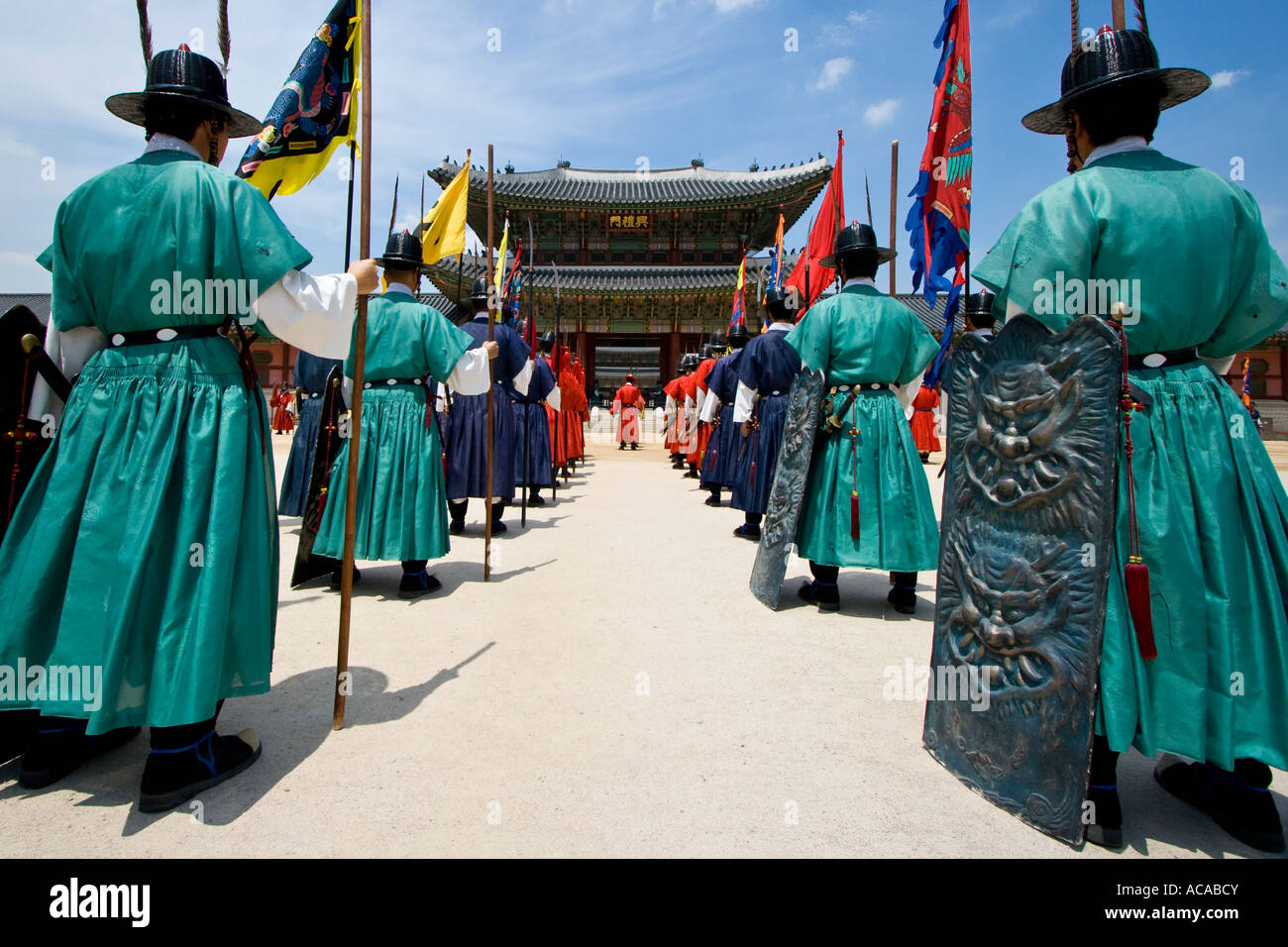 Ceremonial Royal Guard Gyeongbokgung Palace Seoul Korea Stock Photo