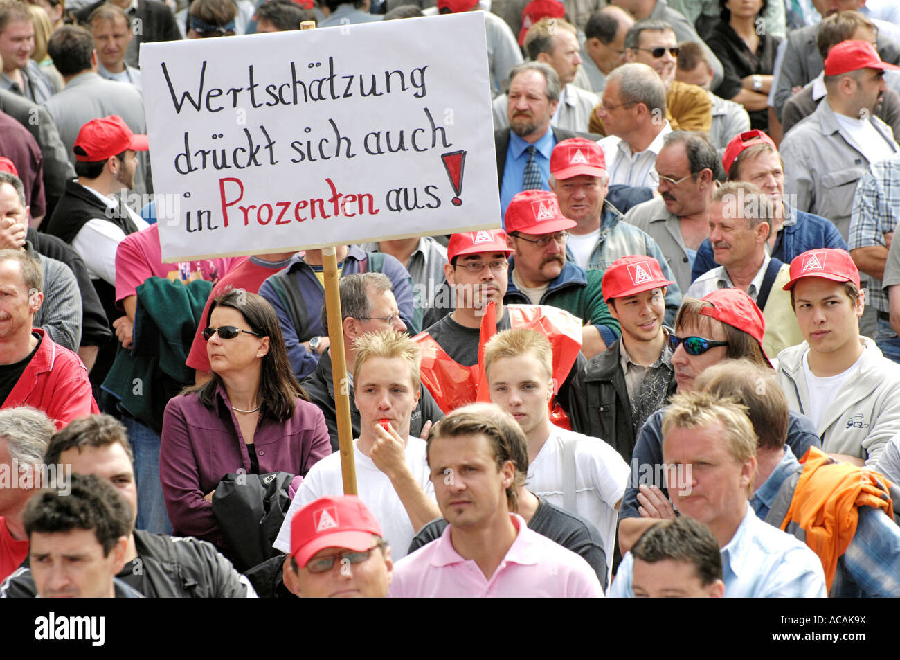 Sign: 'Express the appreciation in percentagewise' of wage. Trade Union - IG Metall Bavaria - bargaining round 2007. Stock Photo