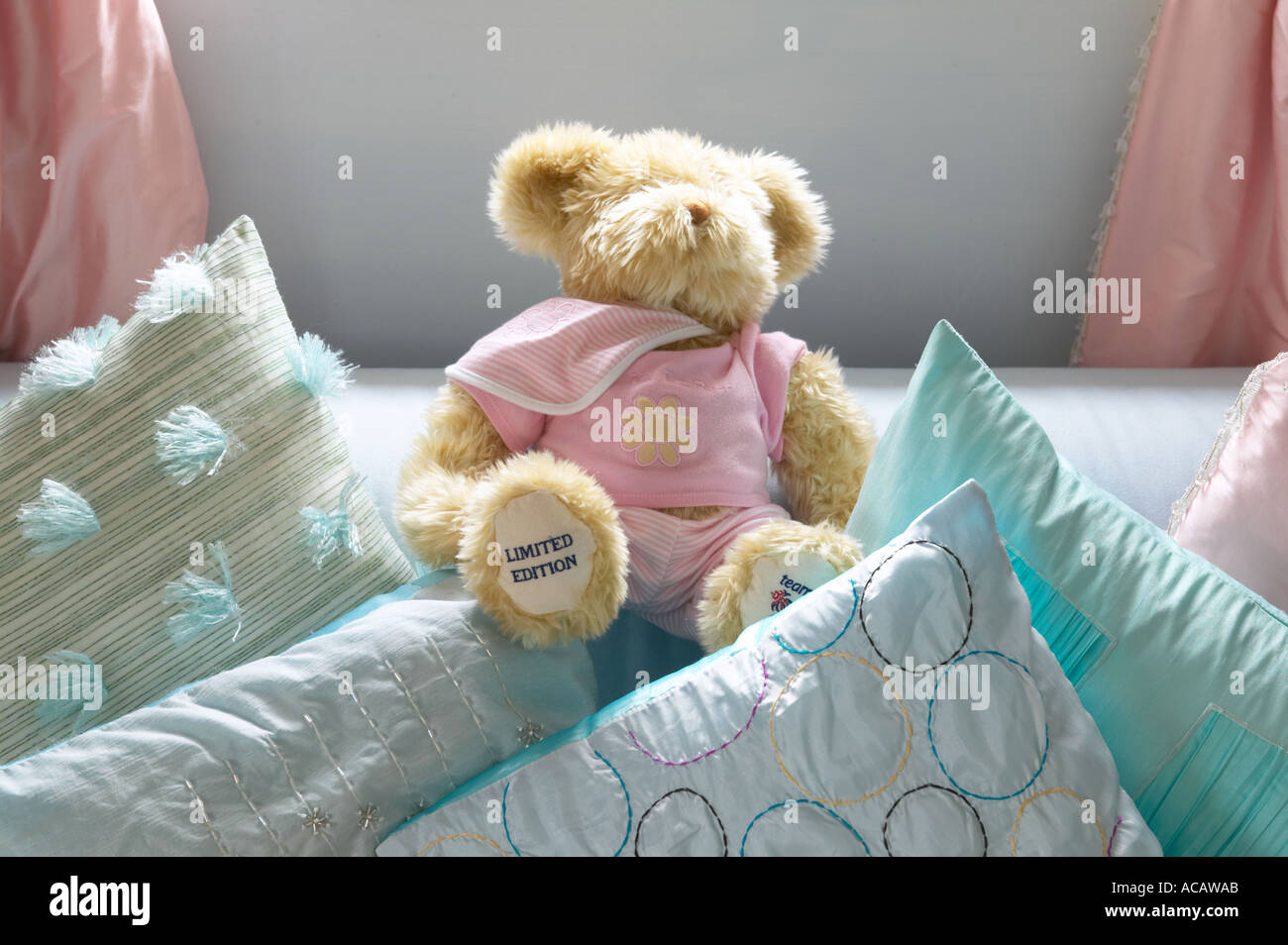 teddy bear on girls bedroom Stock Photo Alamy