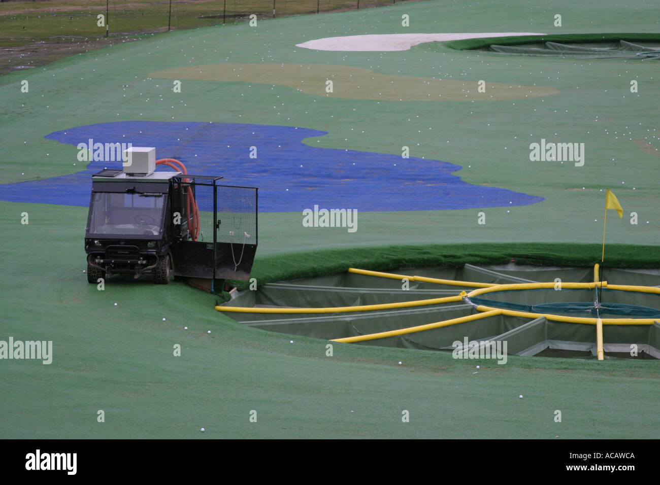 Driving range ball collector hires stock photography and images Alamy