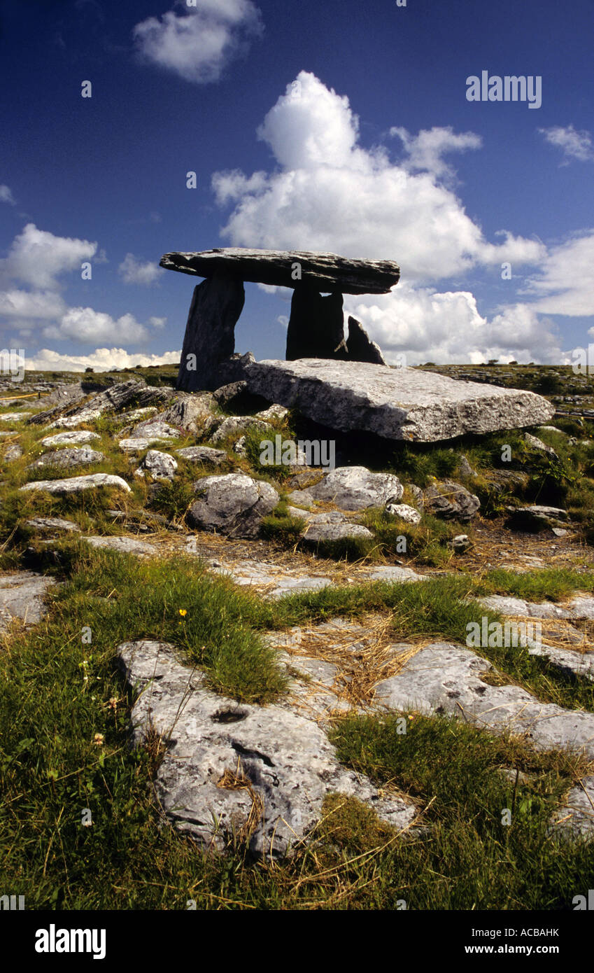 Poulnabrone, standing stones, The Burran, Republic of Ireland Stock Photo