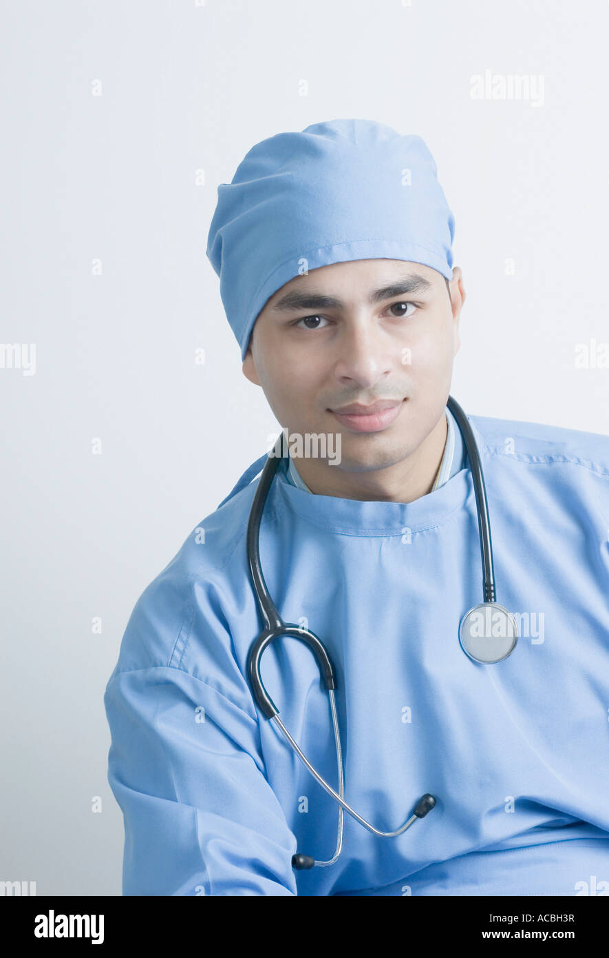Portrait of a male surgeon with a stethoscope around his neck Stock ...