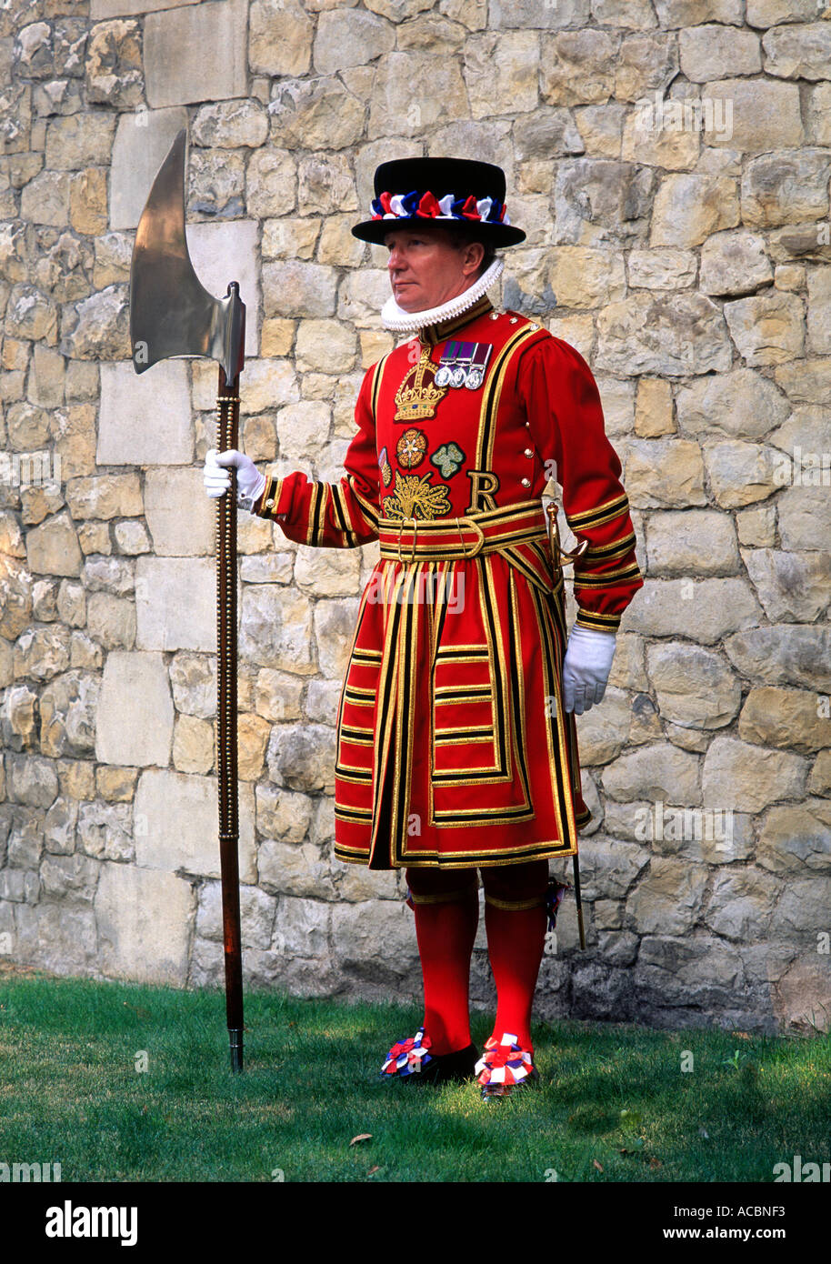 Beefeater Tower of London England UK Yeoman Warder Costume Heritage ...