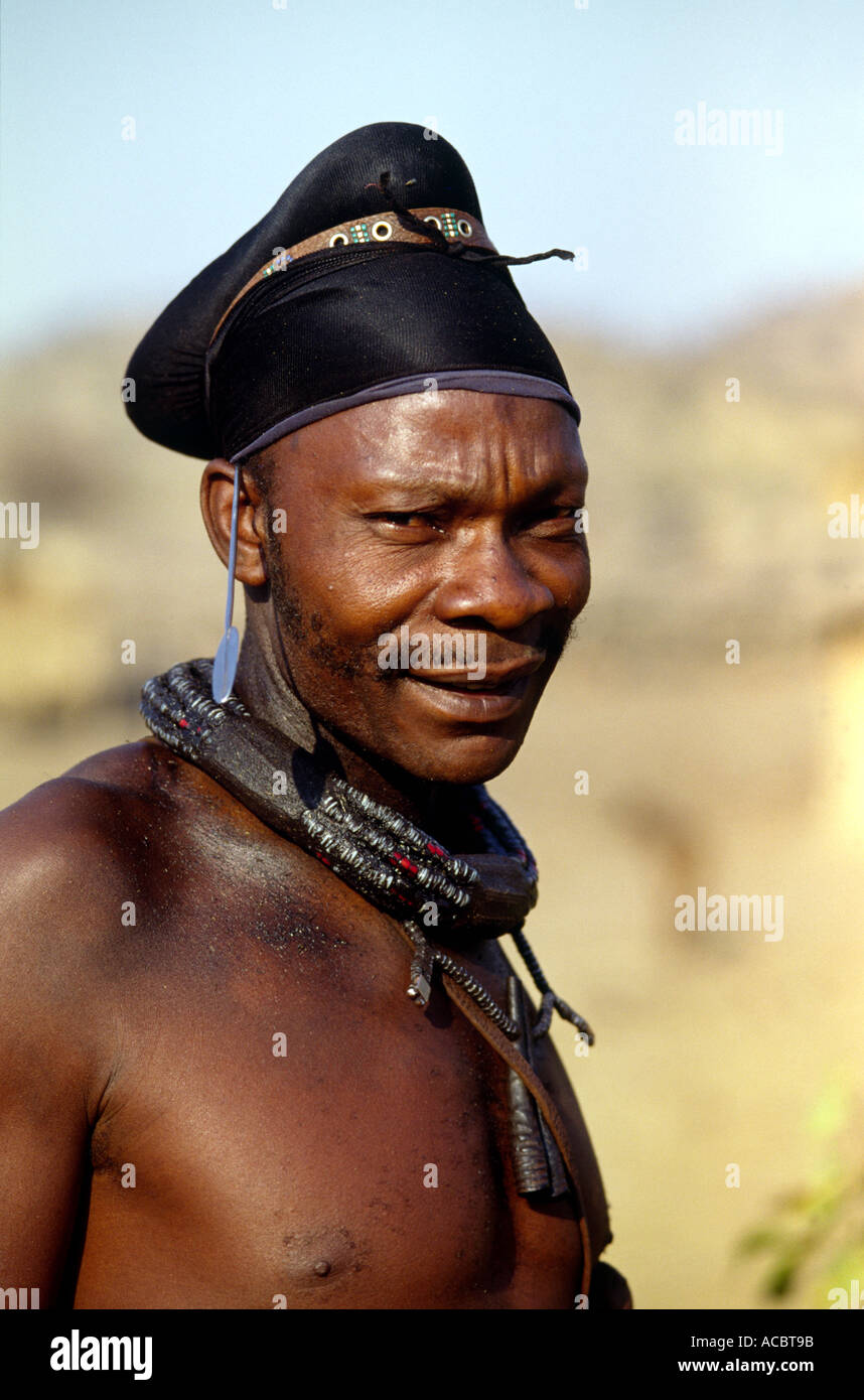 People himba men native hi-res stock photography and images - Alamy