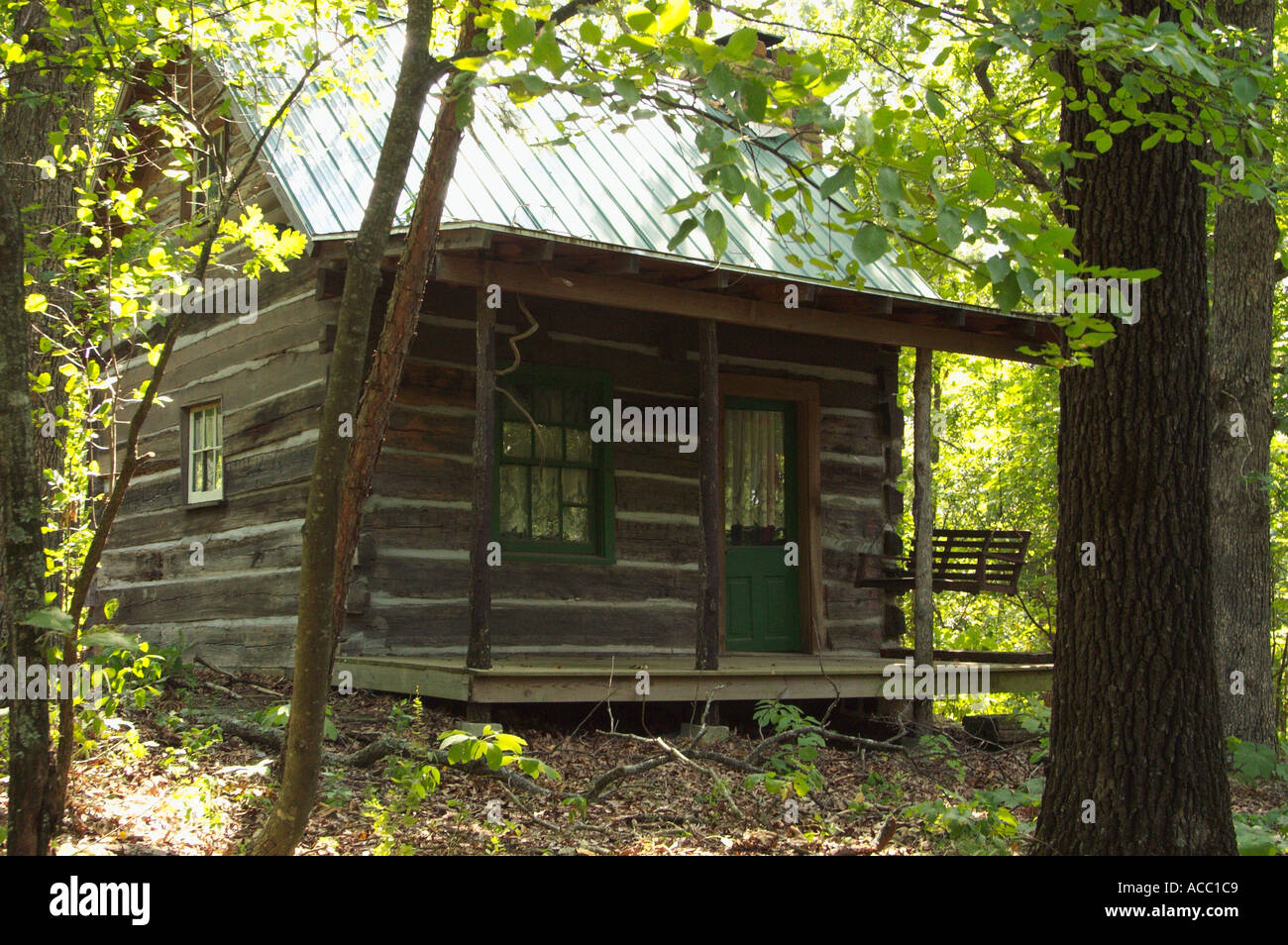 130 Year Old Log Cabin Eureka Springs Arkansas Usa Stock Photo