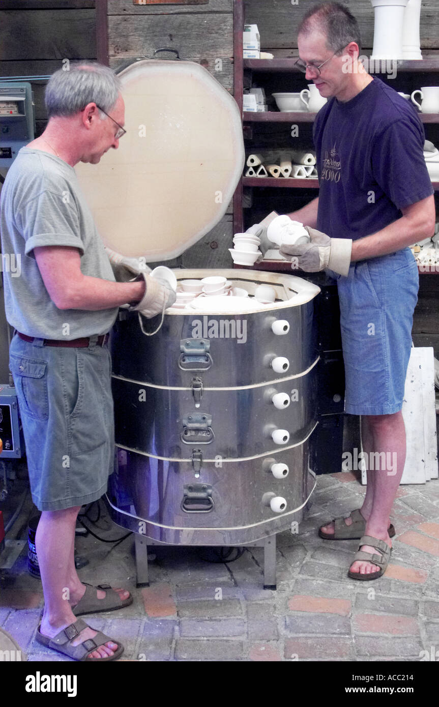 Potters kiln hires stock photography and images Alamy