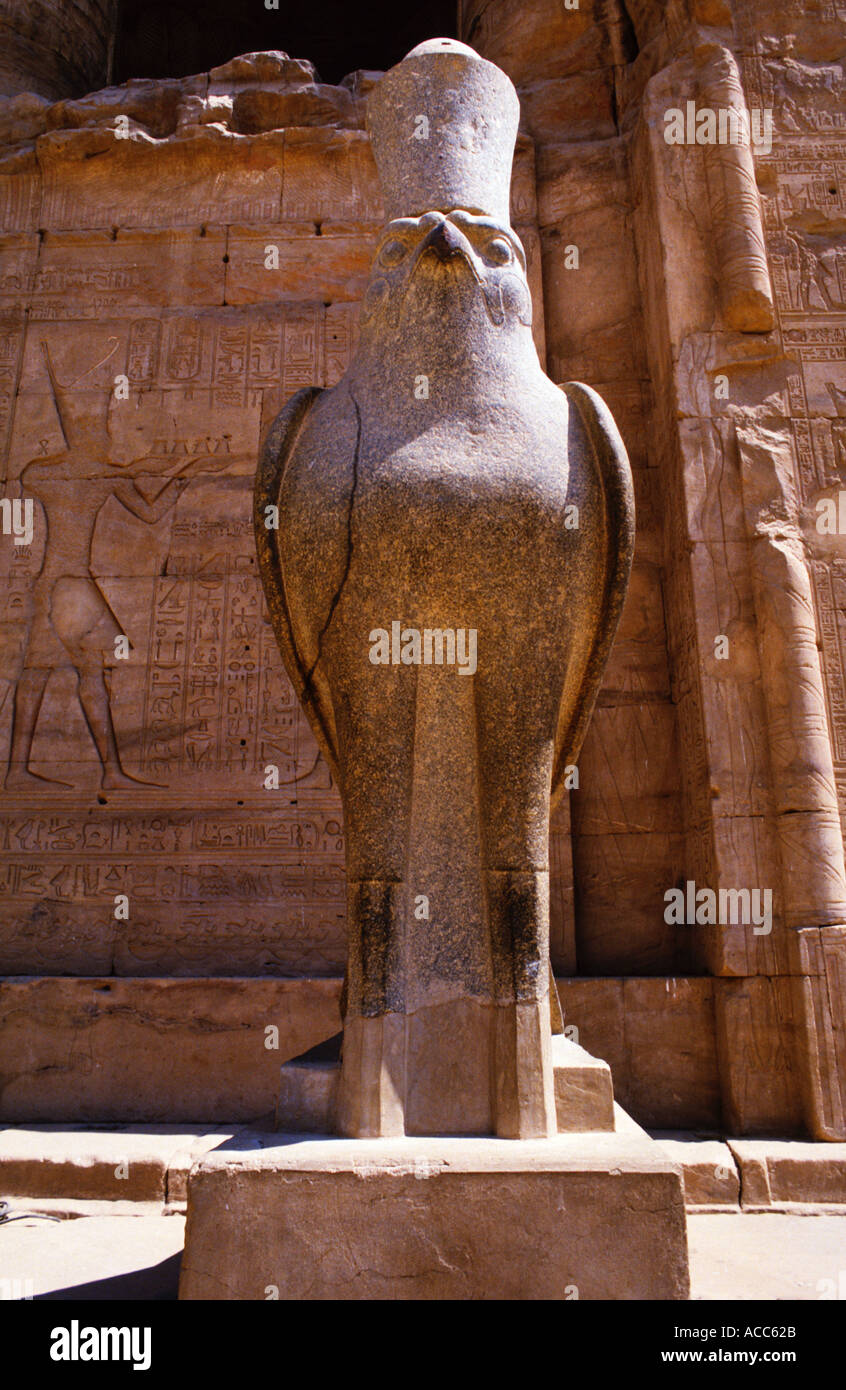 Statue of Horus the Hawk Headed God, Egypt Stock Photo 837163 Alamy