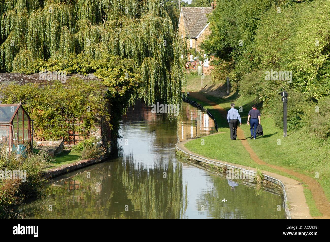 The river at Cropredy near Banbury Oxfordshire England Stock Photo