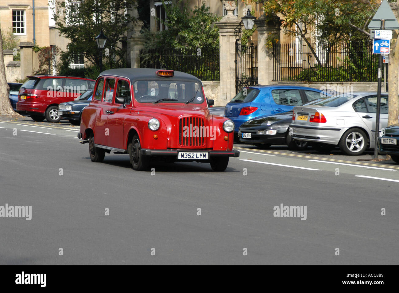 Traditional London taxi hackney cab in St Giles street Oxford England Stock Photo Alamy