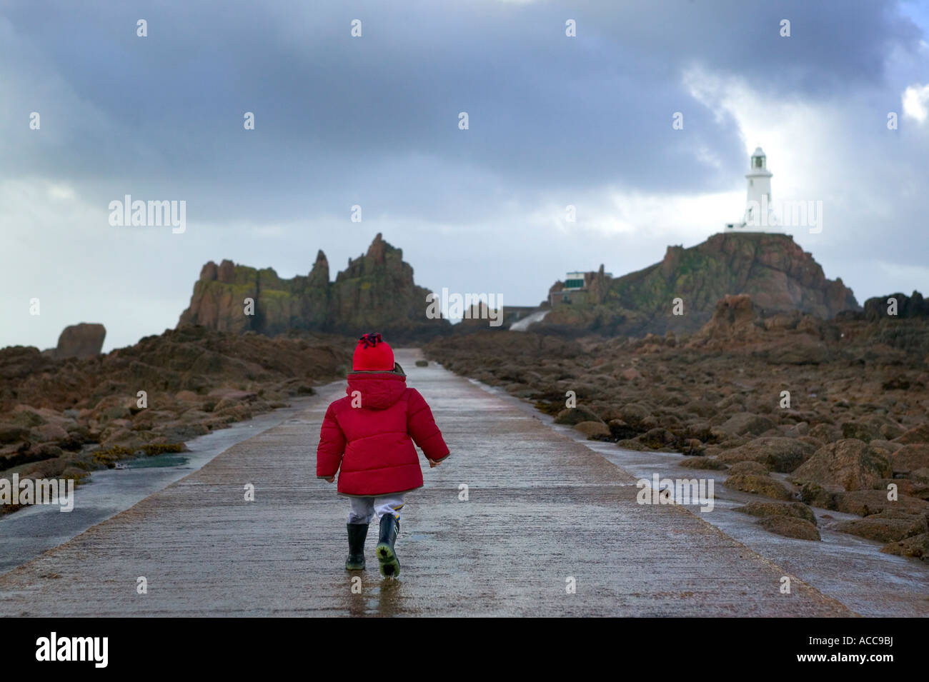 Childs coastal experience hires stock photography and images Alamy