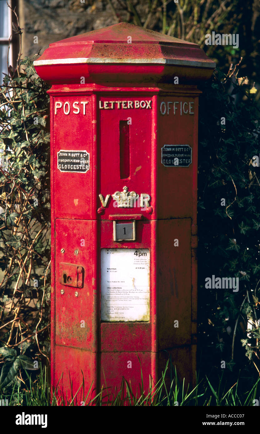 Victorian letter box Holwell Dorset England UK Stock Photo 838663 Alamy