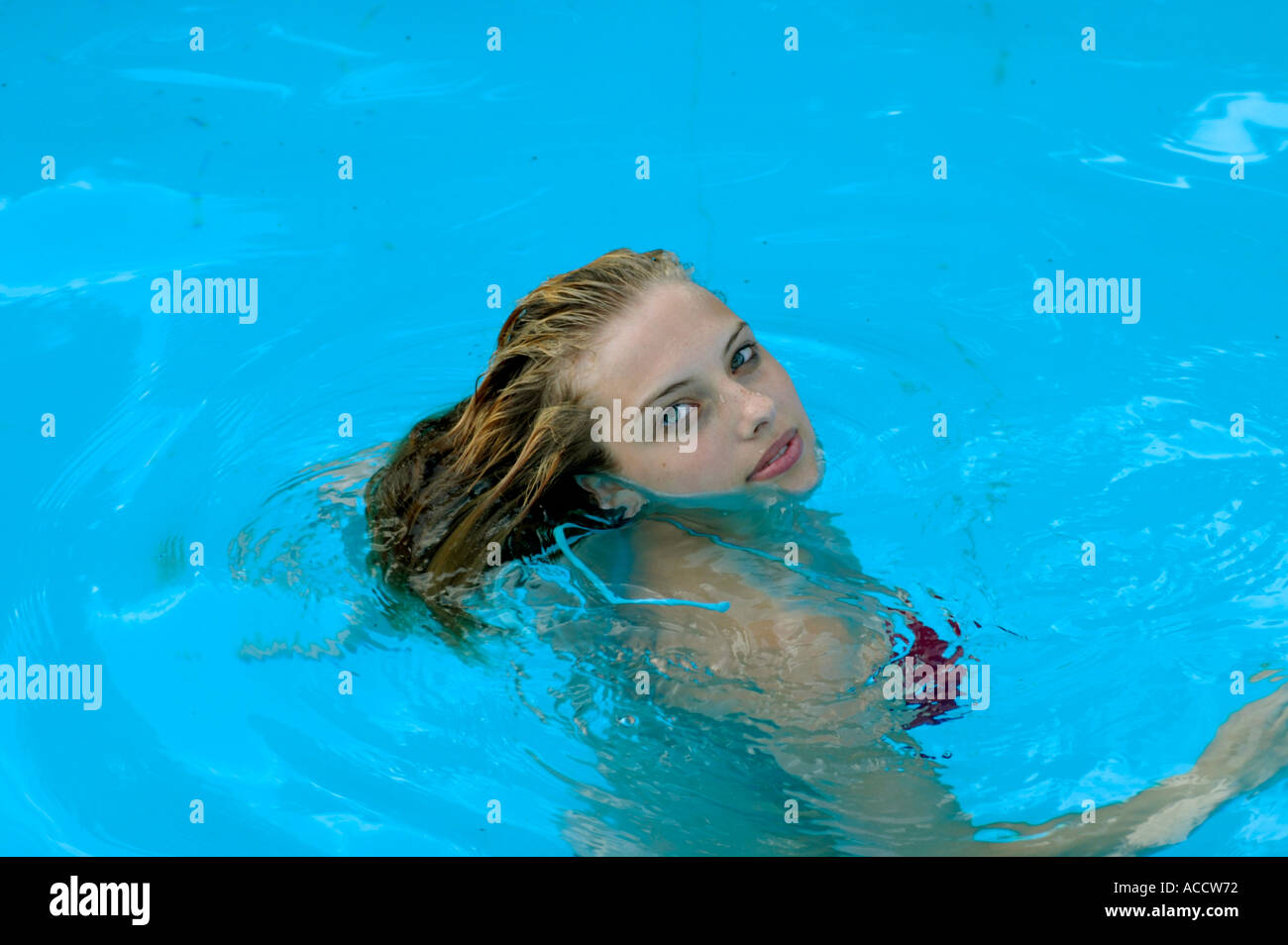 Red bikini relax pool hi-res stock photography and images - Alamy