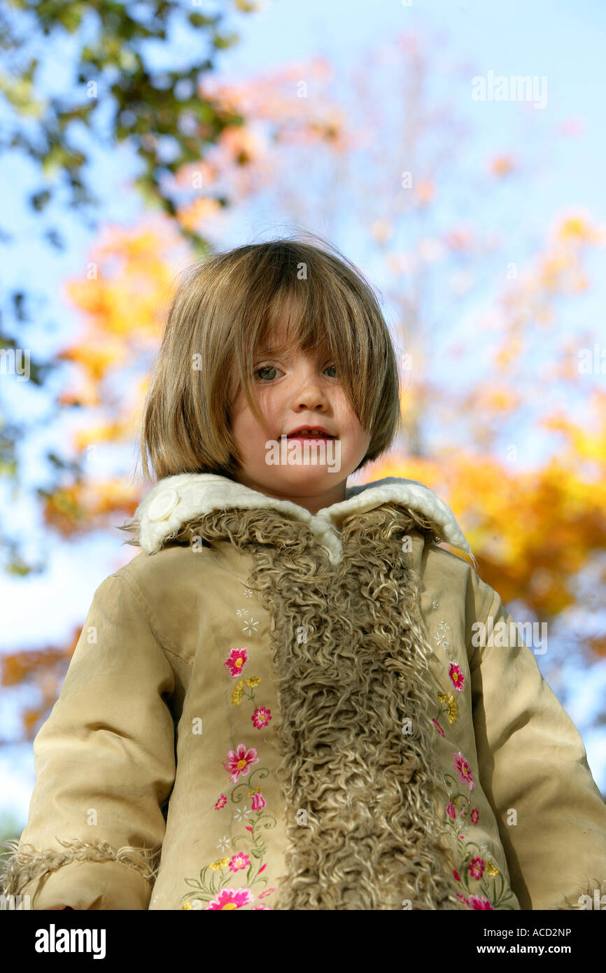 Portrait of a little girl outside Stock Photo - Alamy