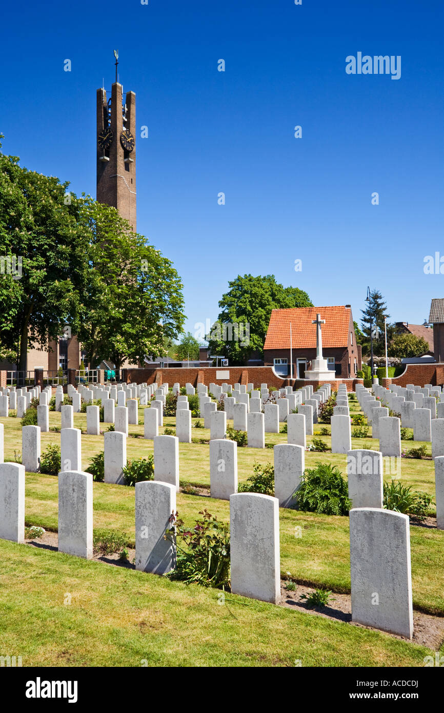 War graves at the commonwealth military cemetery in Uden, Holland, Netherlands, Europe Stock Photo