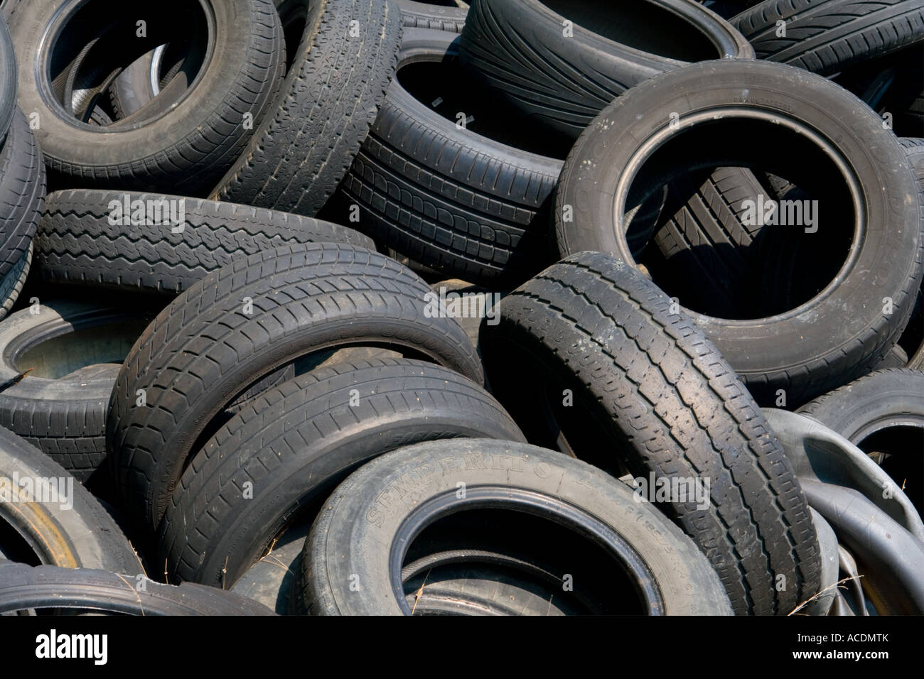 Garbage dump photos hires stock photography and images Alamy