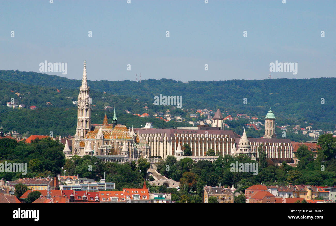 Budapest city panoramic view toward Buda Castle and Matyas Church day ...