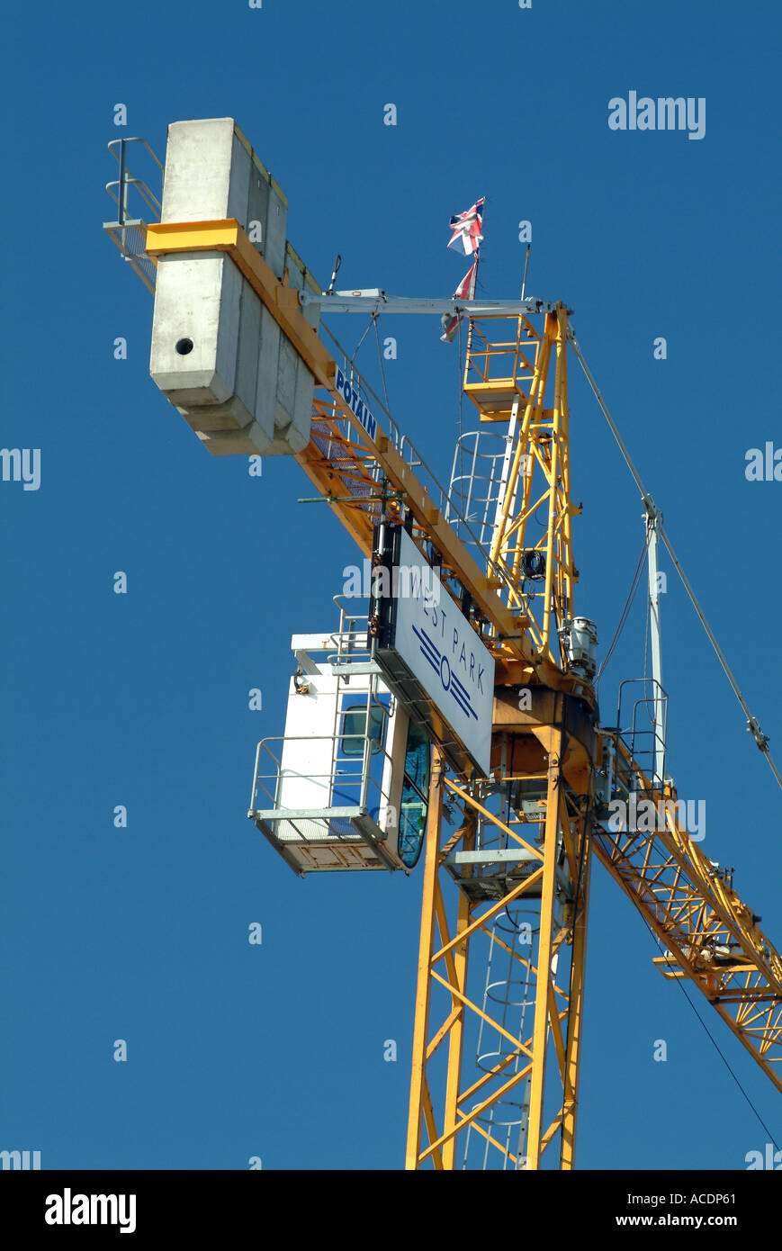 Trade counter uk construction hires stock photography and images Alamy