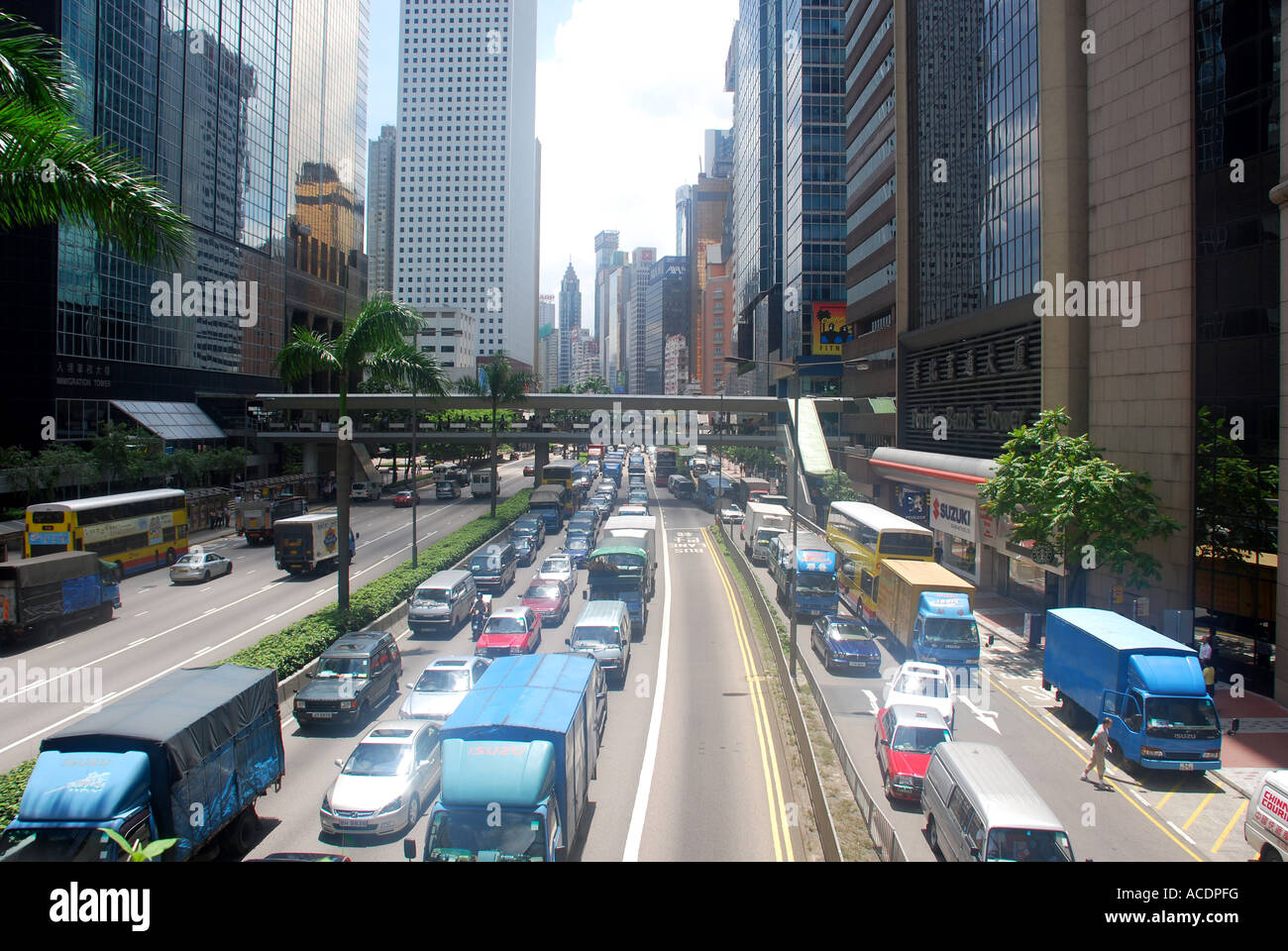 TRAFFIC JAM ON GLOUCESTER ROAD HONG KONG CHINA Stock Photo