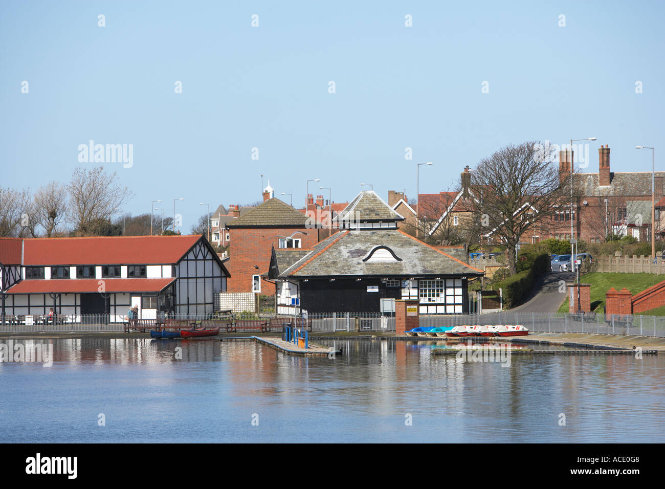 visitor centre on Fairhaven Lake Stock Photo Alamy