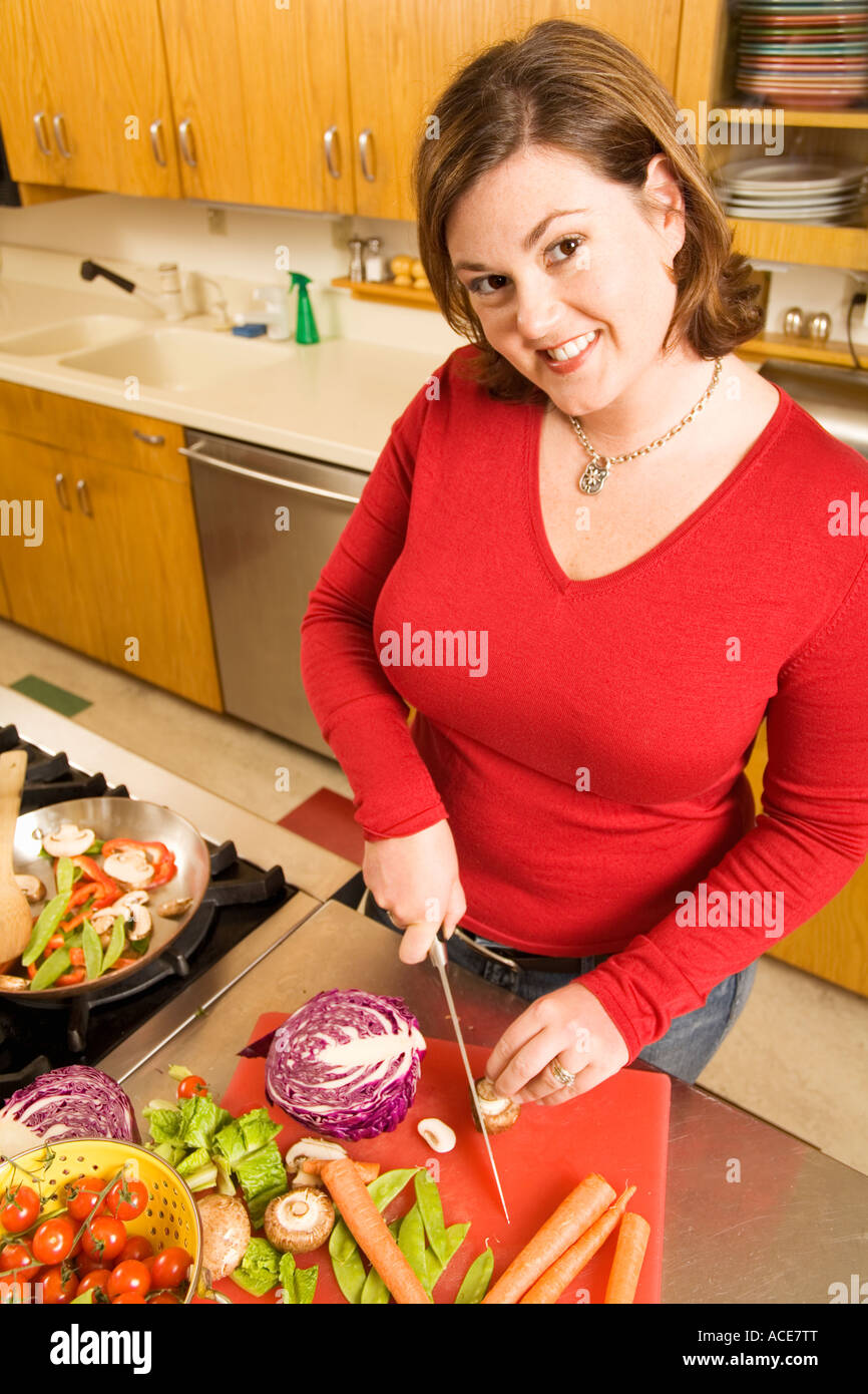 Woman healthy cooking plus size hi-res stock photography and images - Alamy