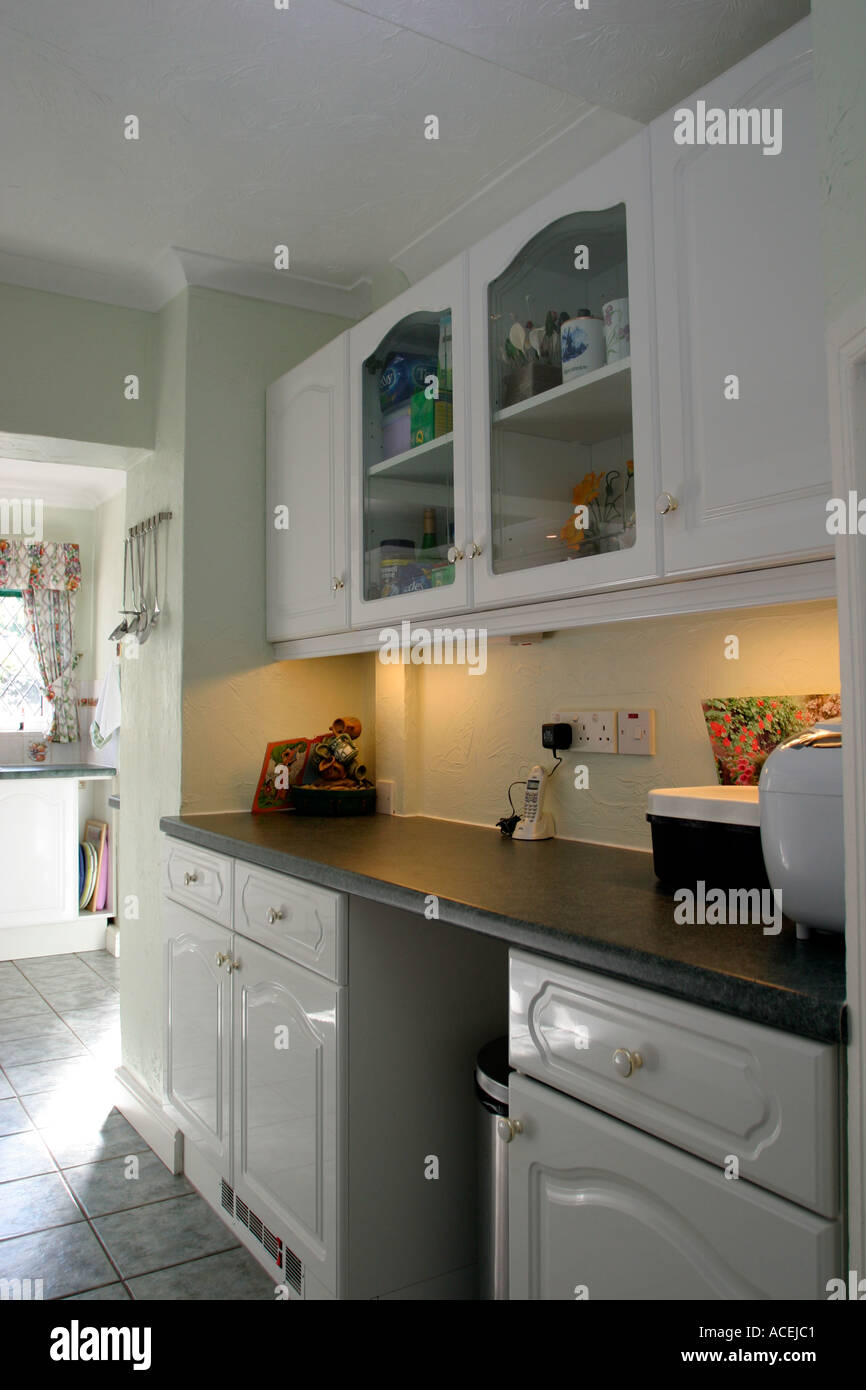 Mfi cheap kitchen units