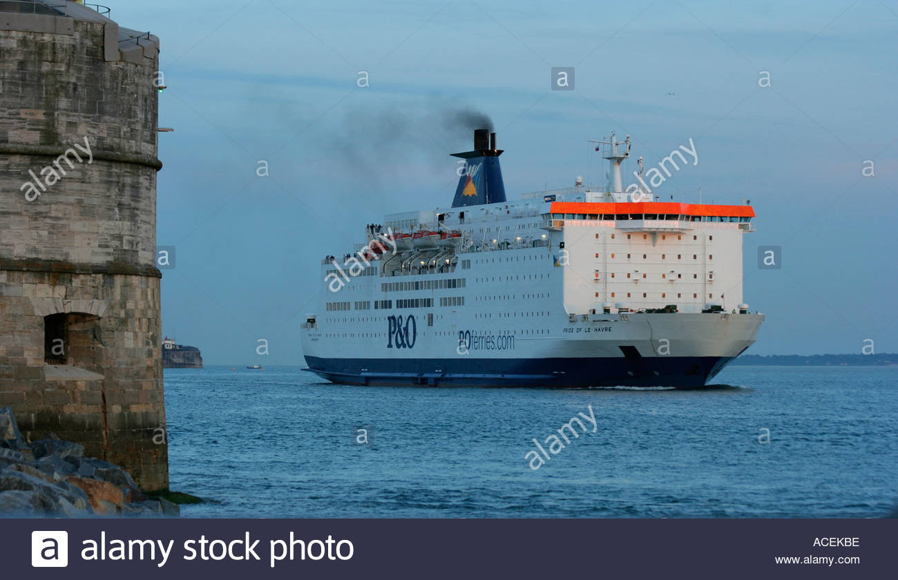 Portsmouth To Le Havre >> P O Pride Of Le Havre Round Tower Portsmouth Stock Photo Portsmouth To Le Havre >> P O Pride Of Le Havre Round Tower Portsmouth Stock Photo