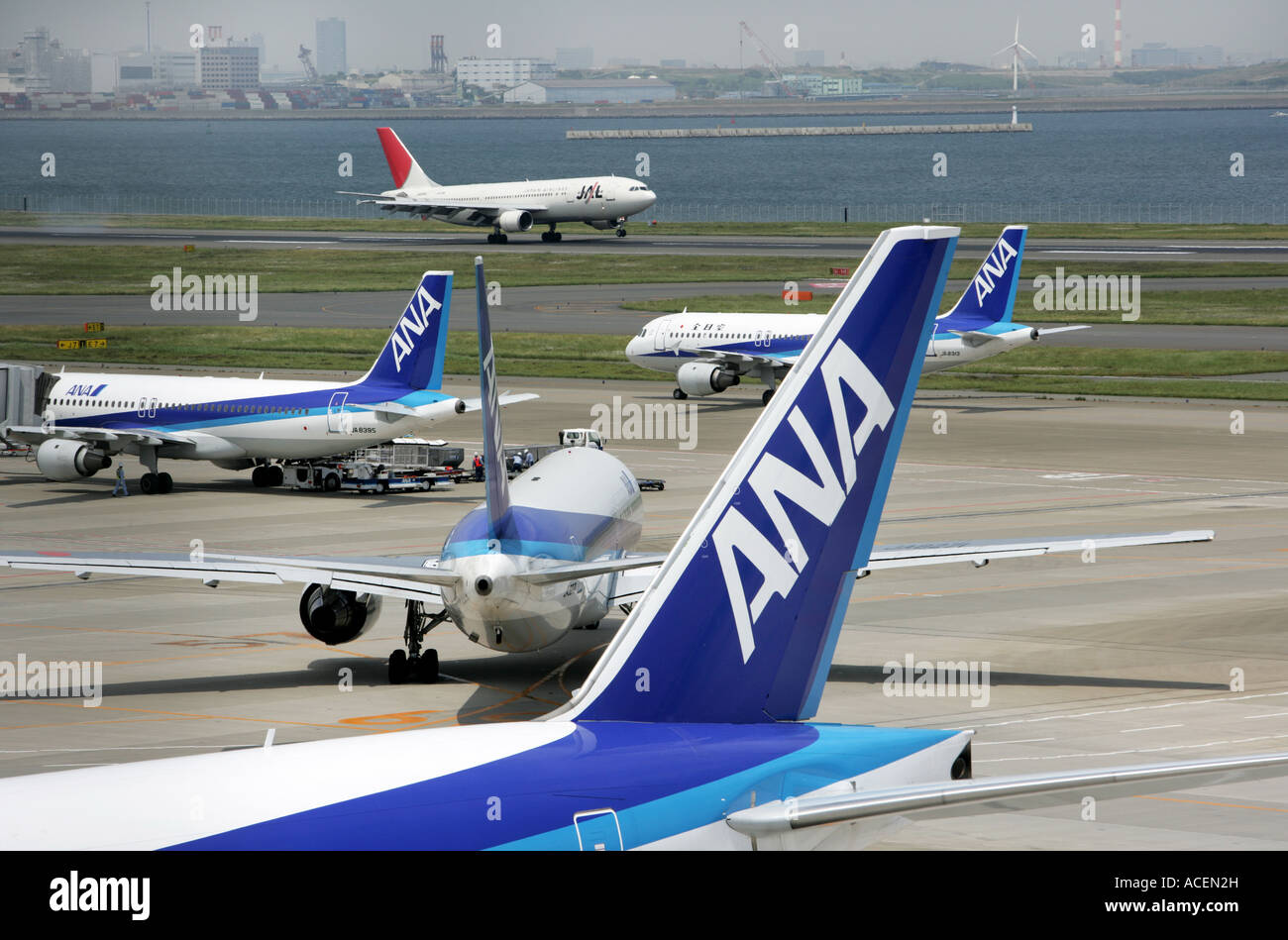 JPN, Japan, Tokyo: Haneda Airport. Planes of ANA, All Nippon Airways and JAL, Japan Airlines. Stock Photo