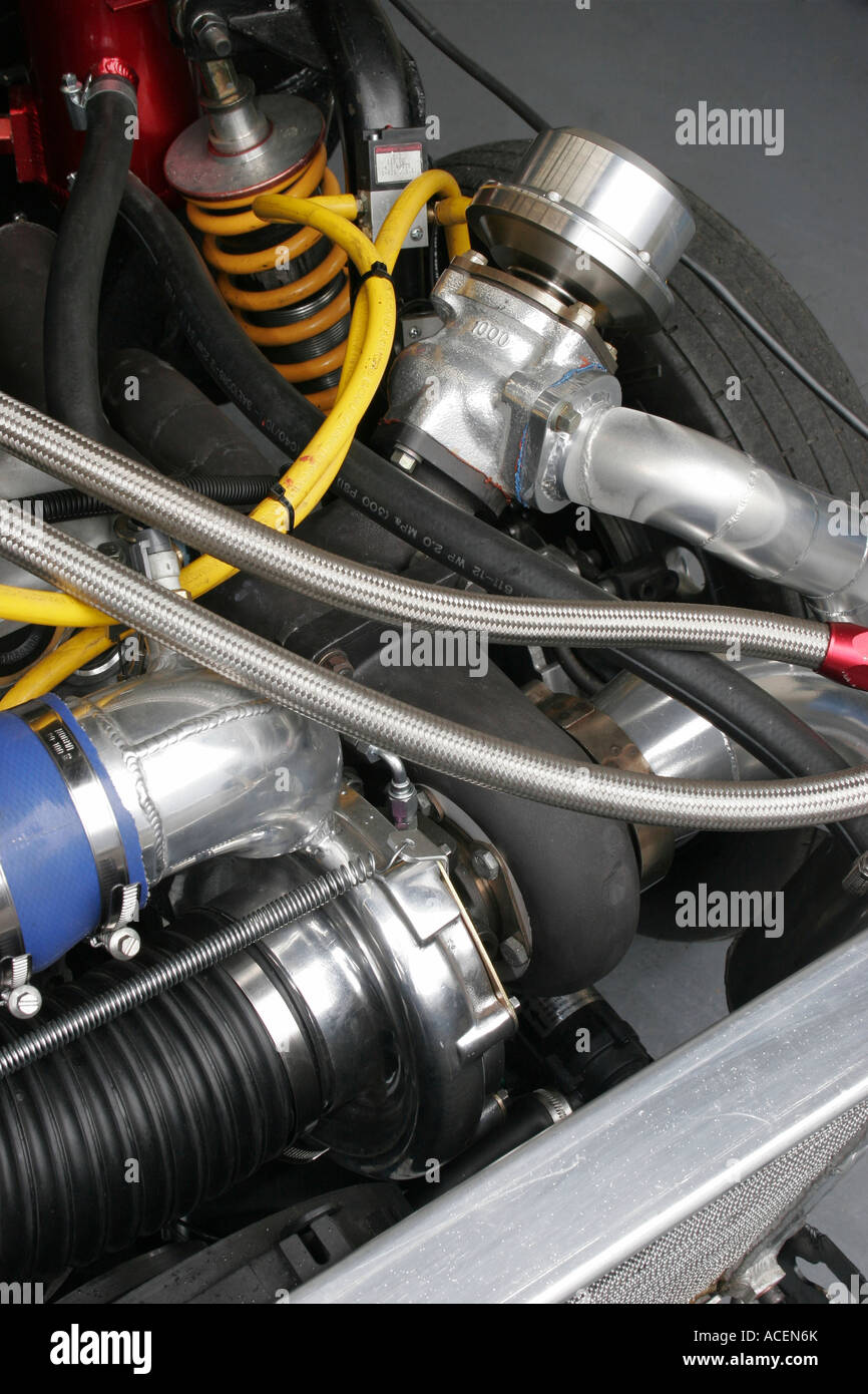 Massive turbocharger and external wastegate arrangement on a high