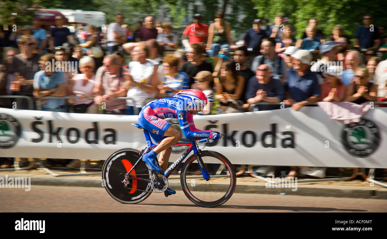 Le Tour De France London Stock Photo Alamy