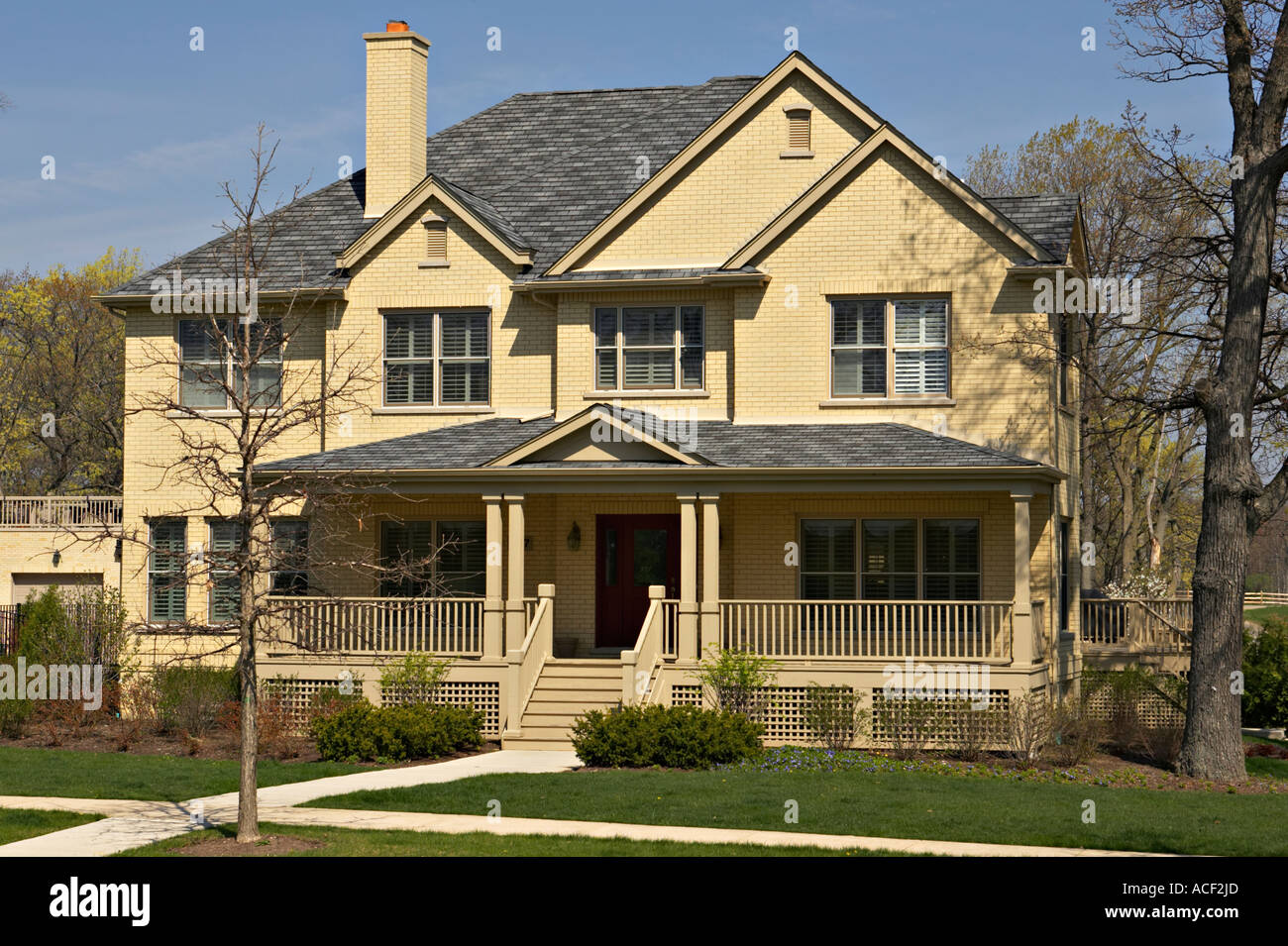 ILLINOIS Ft Sheridan Former officers quarters converted to private
