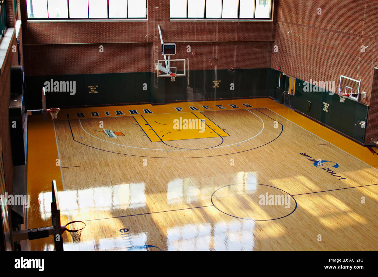 Pacers arena hi-res stock photography and images - Alamy