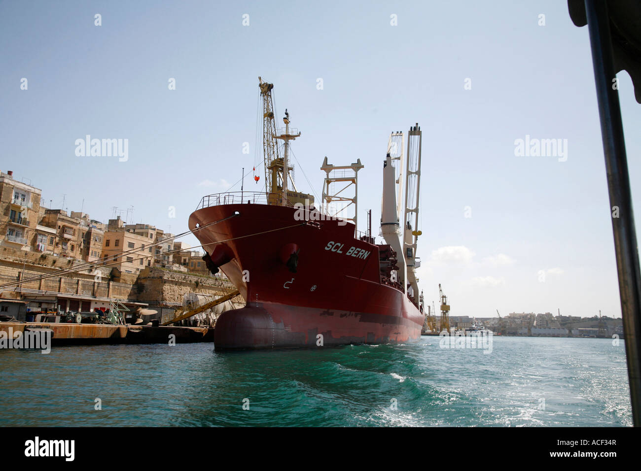Grand shipbuilding hi res stock photography and images Alamy