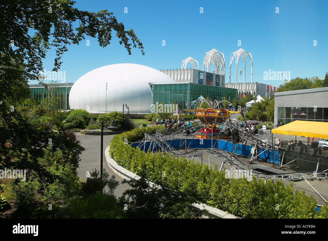 Seattle Center Building Seattle center photos hi-res stock photography and images - Alamy