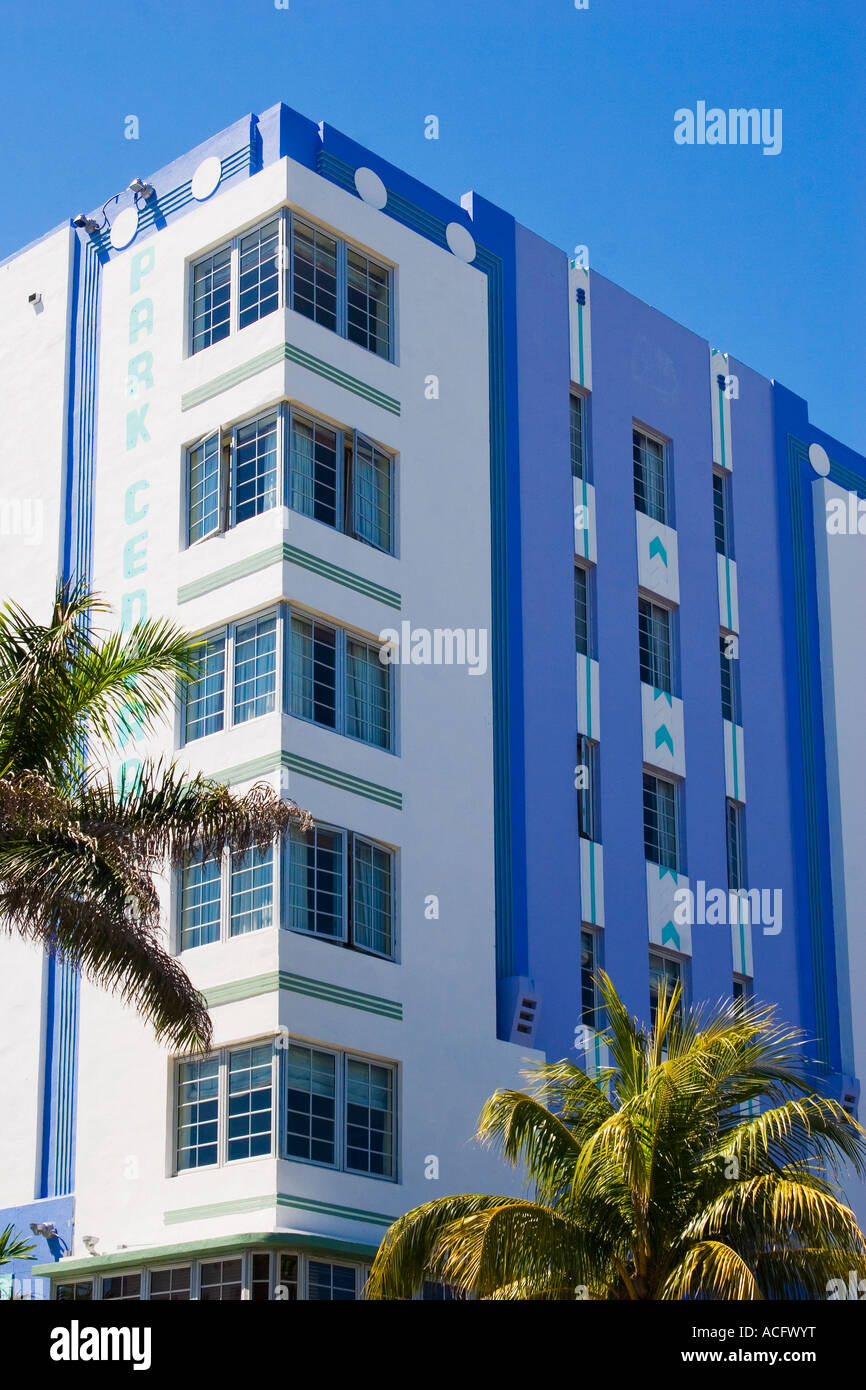 Art deco design architecture hi-res stock photography and images - Alamy