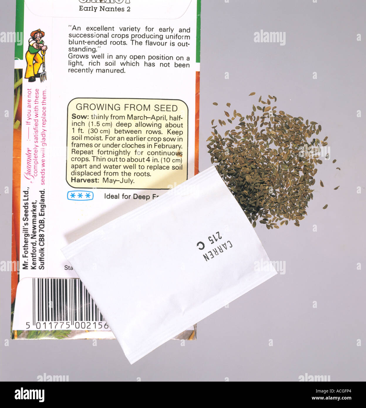 Vacuum packed seeds for garden plants carrots Stock Photo Alamy