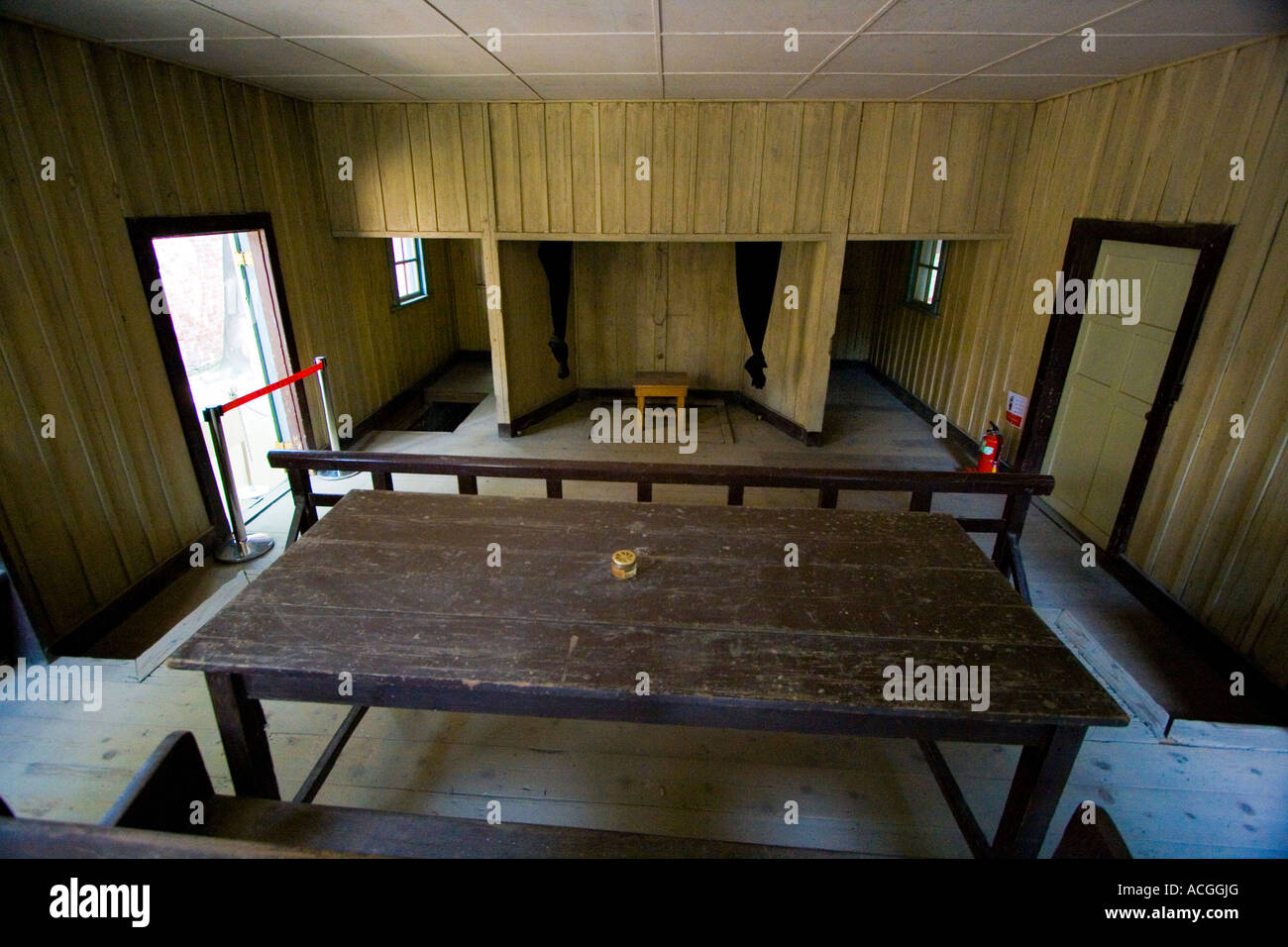 Execution chamber hi-res stock photography and images - Alamy