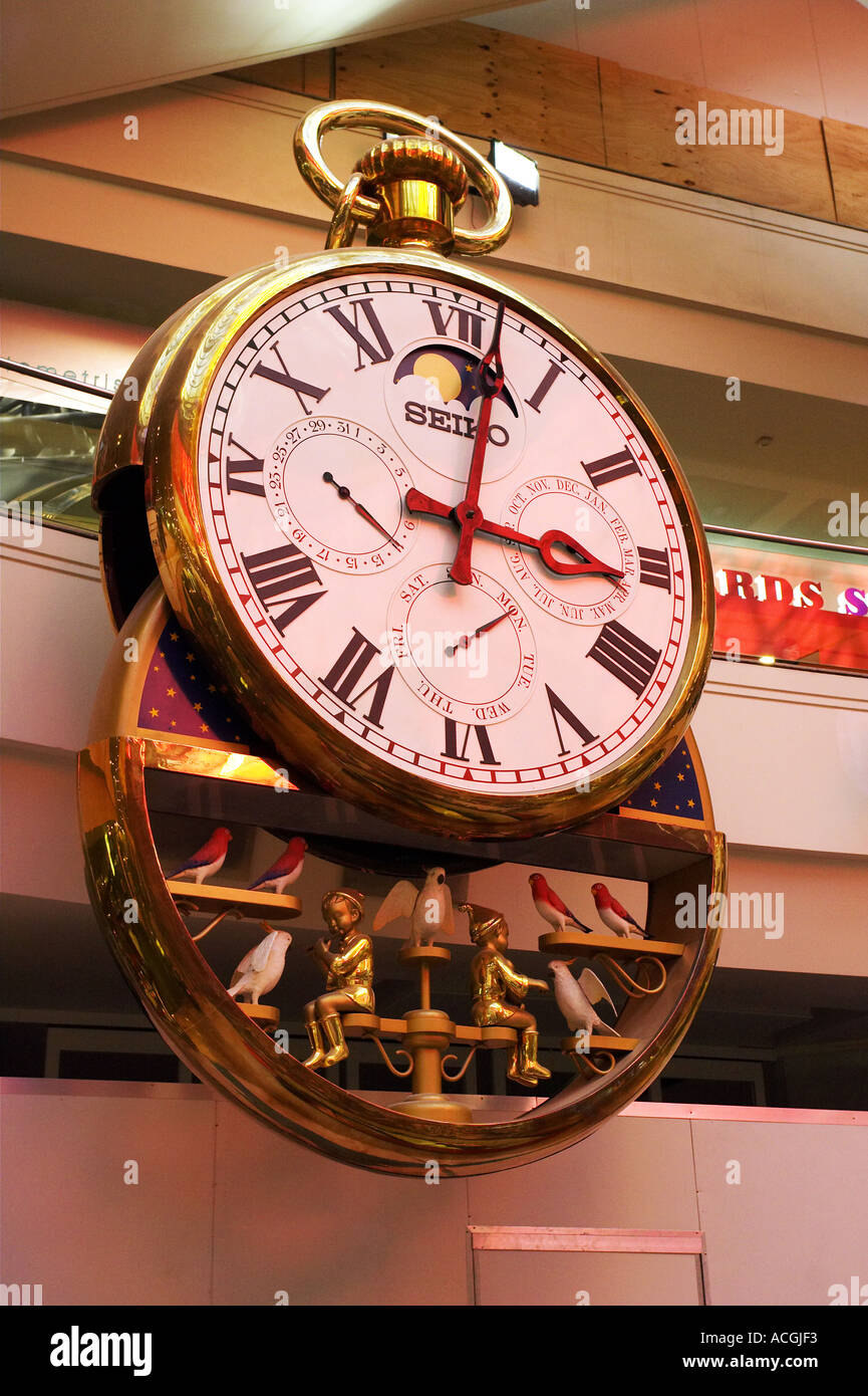 Interior melbourne central shopping mall hires stock photography and images Alamy