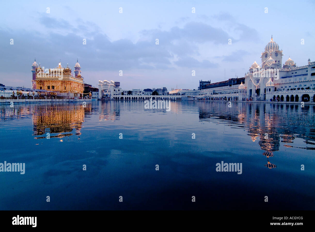 GOLDEN TEMPLE AMRITSAR MOST SACRED PLACE FOR SIKHS Stock Photo Alamy