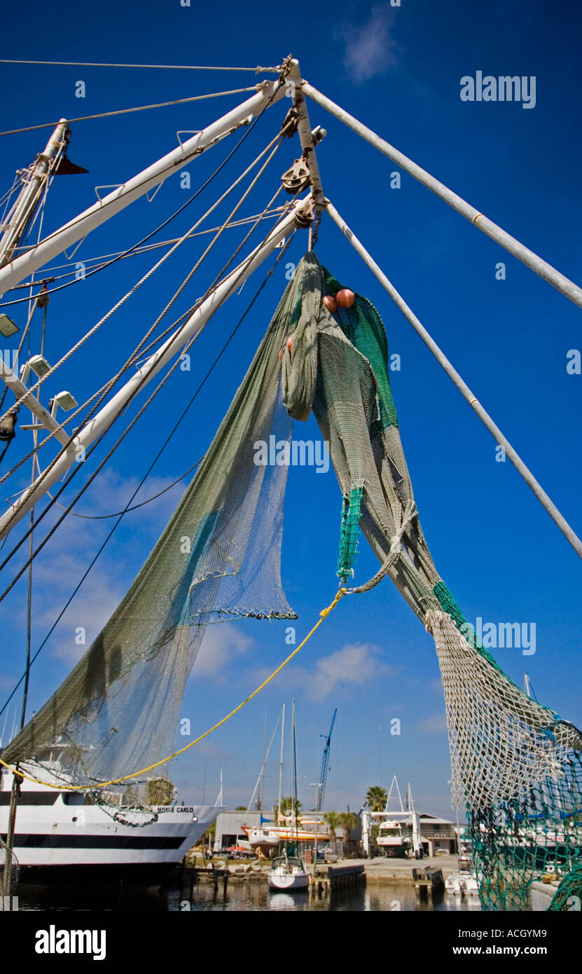 Mast and netting on a shrimp boat Stock Photo Alamy