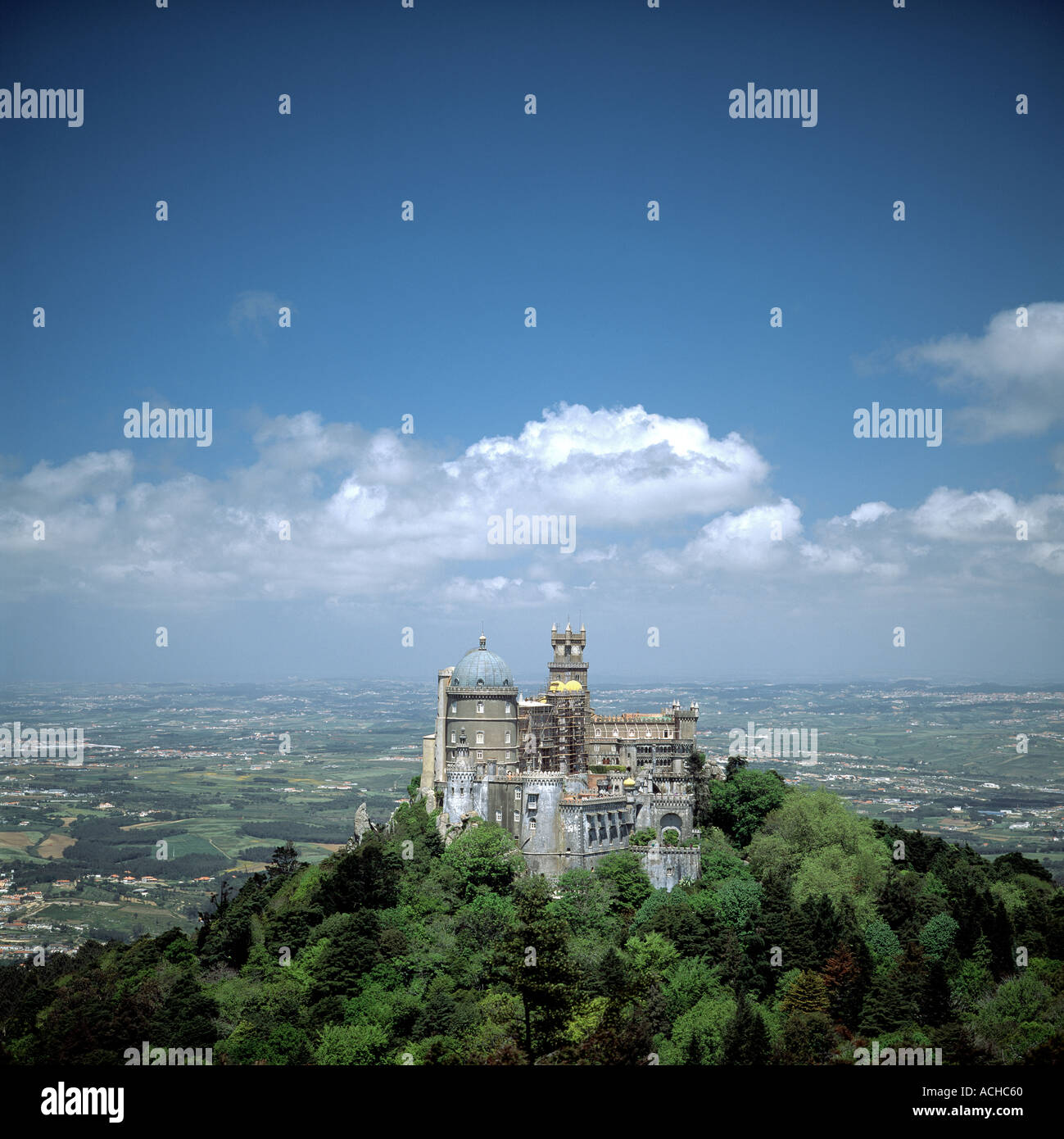 PORTUGAL ESTREMADURA PENA PALACIO NACIONAL DA PENA PALACE BUILT 19th Century BY KING-CONSORT PRINCE FERDINAND OF SAXE-COBURG EUROPE Stock Photo