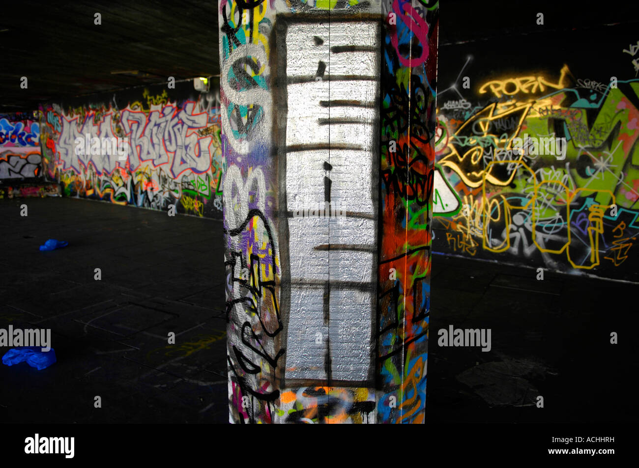 Graffiti tags criminal damage crime hires stock photography and images