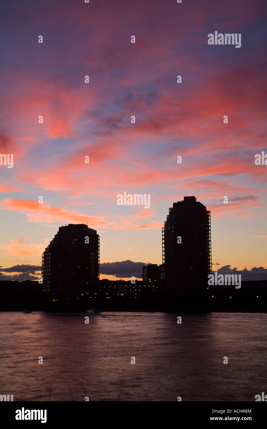 Jersey City In Sunset Stock Photo Alamy Jersey City In Sunset Stock Photo Alamy