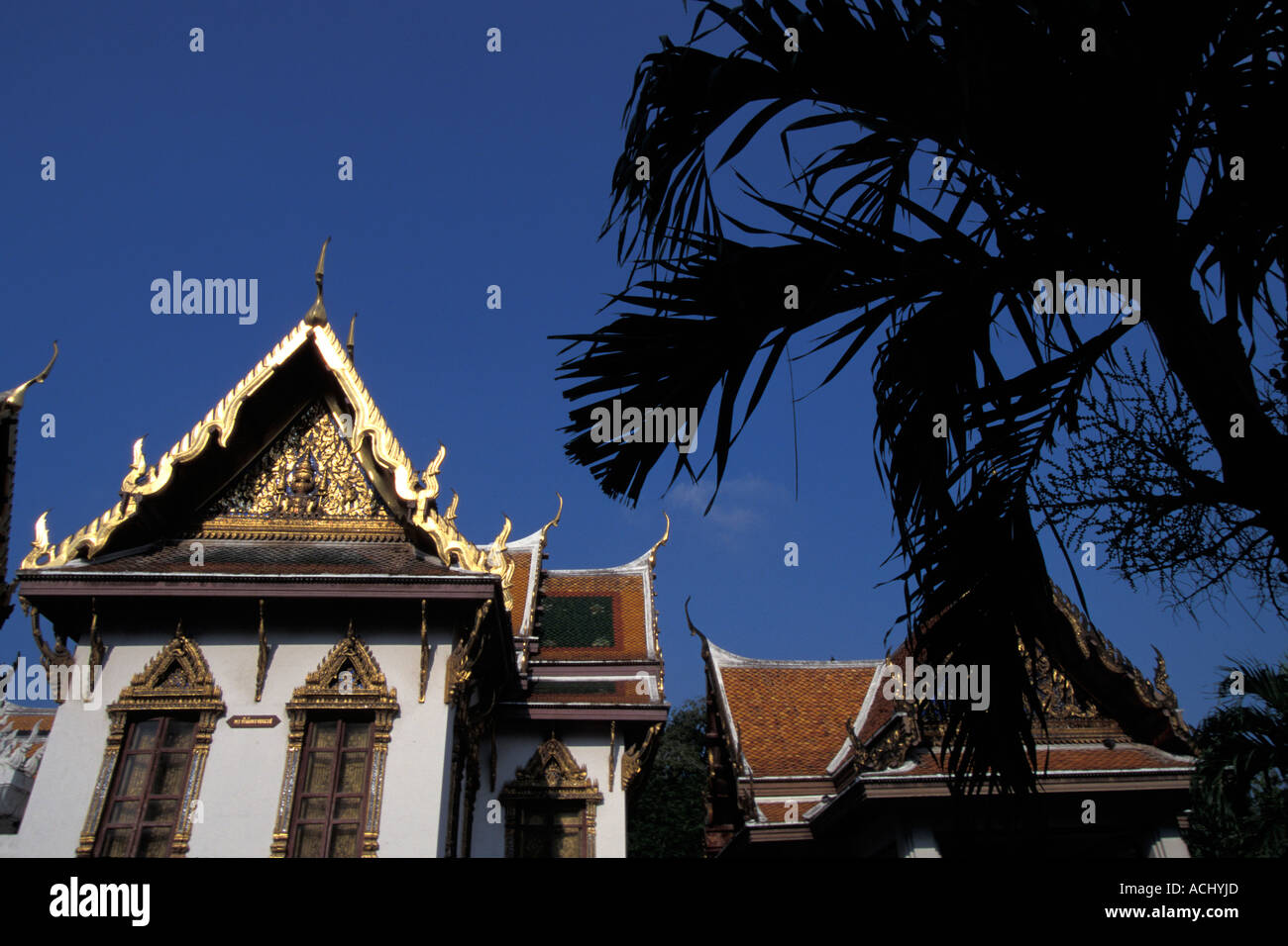 Thailand Bangkok Morning sun reflects off Marble Temple Stock Photo - Alamy