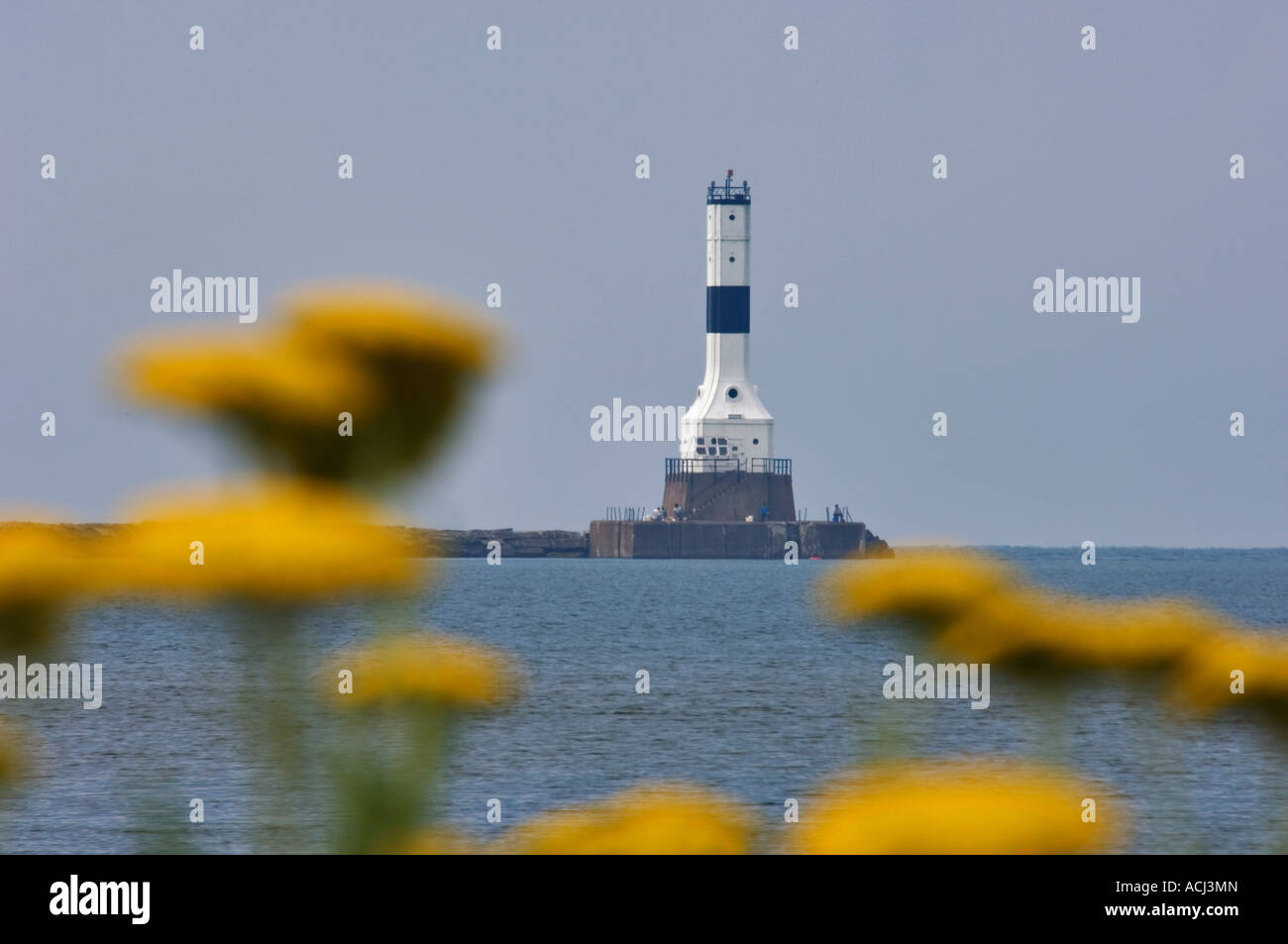 Conneaut breakwater lighthouse hires stock photography and images Alamy