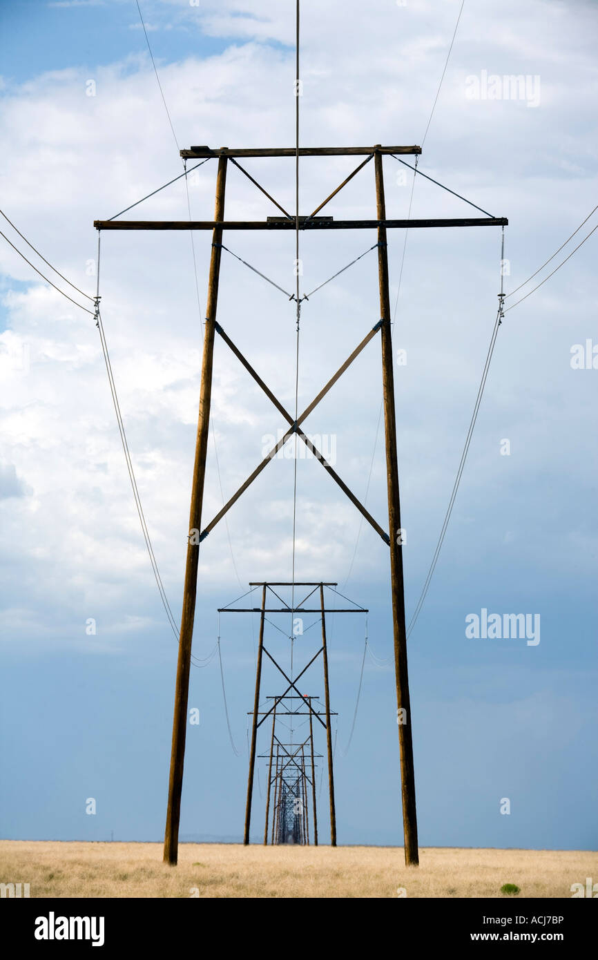 Desert power lines hires stock photography and images Alamy