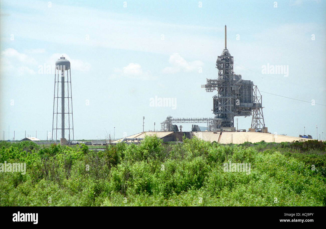 The space shuttle on the launch pad at Kennedy Space Center in Florida Stock Photo